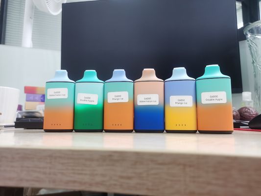 15mL霧棒OEM Vape 6000のパフ棒Nicの強さ0mg/20mg/50mg