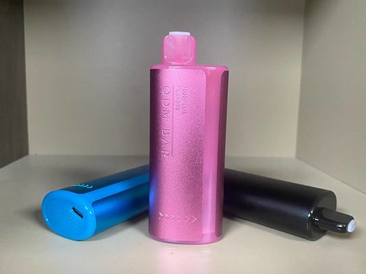 600mAh ファンキー ベイプ ファンキー Ti 7000 パフ 充電式 OEM 電子タバコ