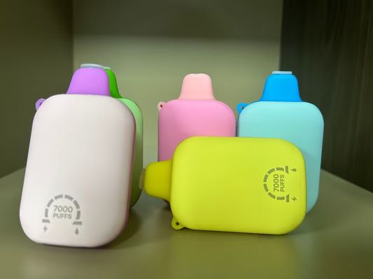 7000パフ OEMvape スマートスクリーン 12ml 650mAh 再充電 50mg 塩ニコチン