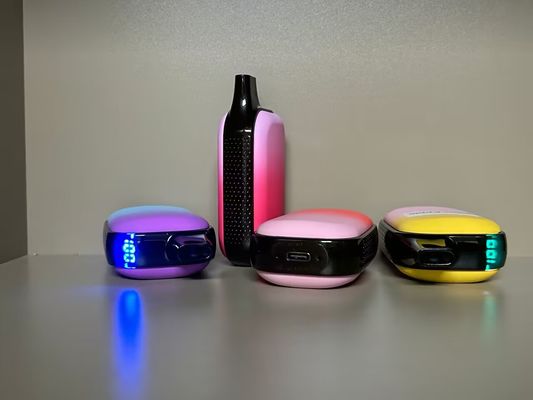 12ml OEM Vape 霧面バー 5500パフ 電子タバコ 650mAh 使い捨てのvape