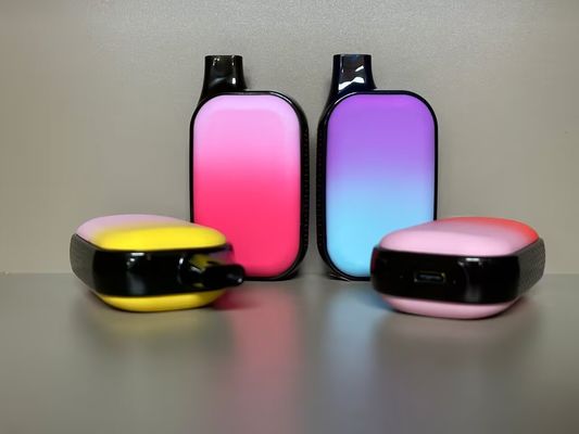 12ml OEM Vape 霧面バー 5500パフ 電子タバコ 650mAh 使い捨てのvape
